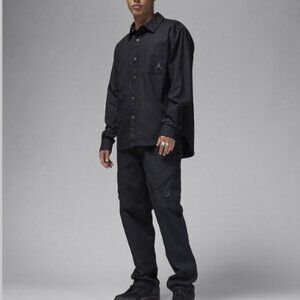 Air Jordan Essentials Button Down Shirt L